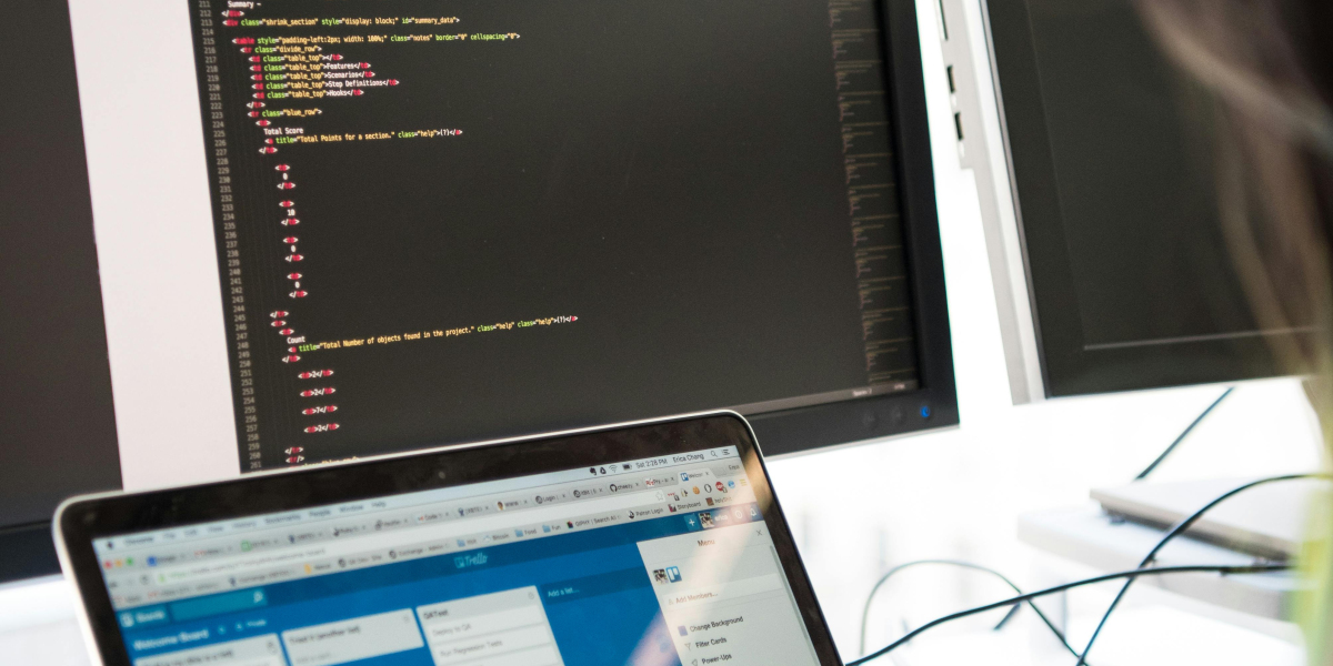 Building the Future: Why Businesses Choose to Hire Blockchain Developers in the USA and Work with Top Miami App Developm