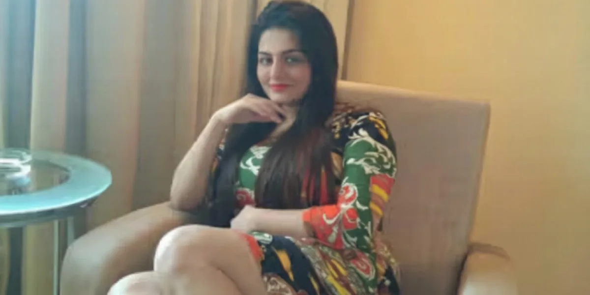 Spot an adventurous and upright lady from Andheri escort service and share some valuable time