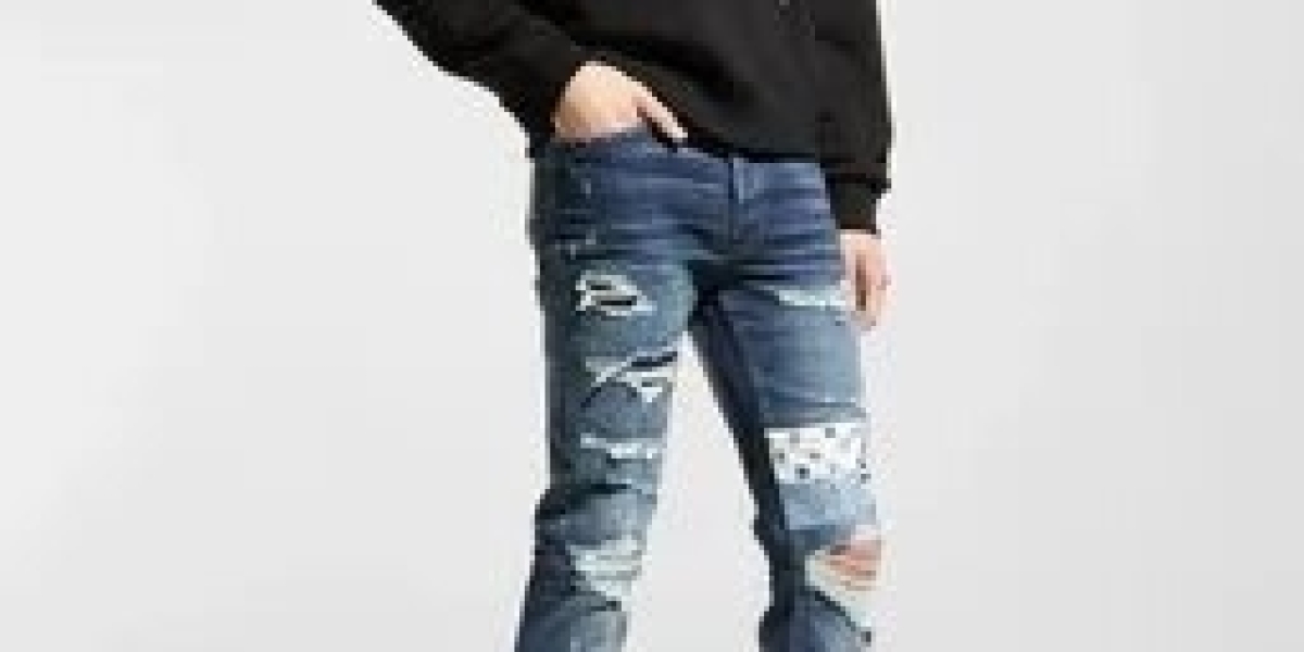 Amiri Jeans: A Closer Look at Premium Denim Craftsmanship