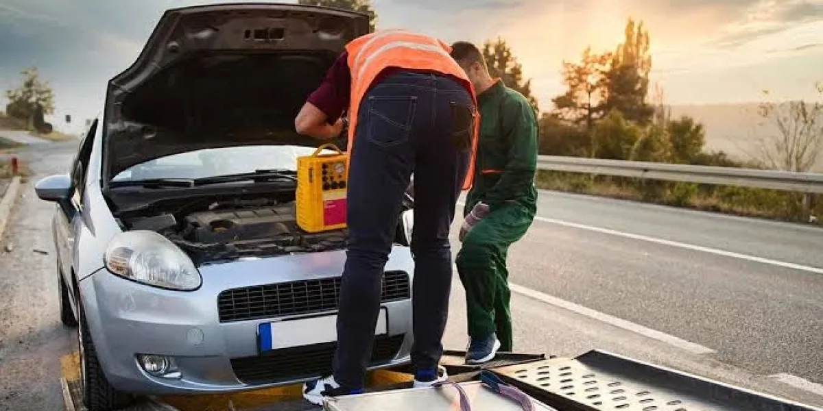 Roadside Assistance Calgary, AB: What Drivers Should Know Before Trouble Happens