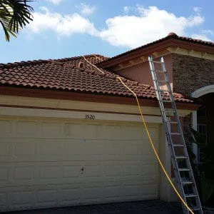 Roof Pressure Washing Miami to Remove Algae & Stains