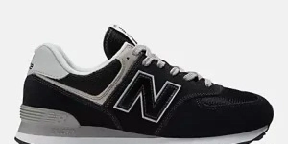 New Balance: The Iconic Tennis Shoe Brand Redefining Everyday Style in Mexico
