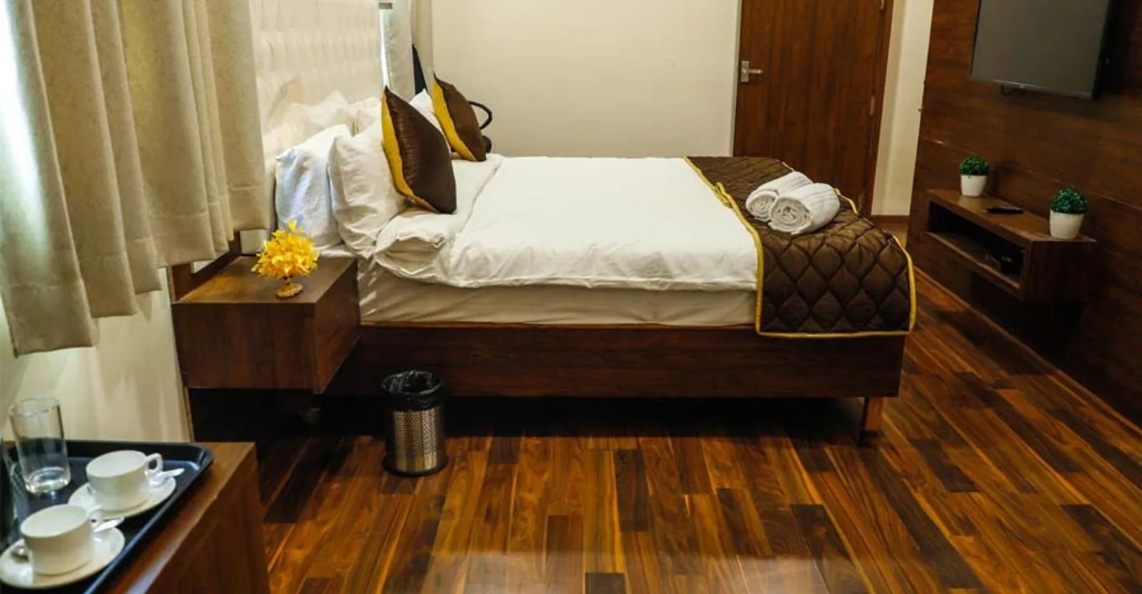 Business Meeting Hotels in Vijayawada | Hotel RN Grand