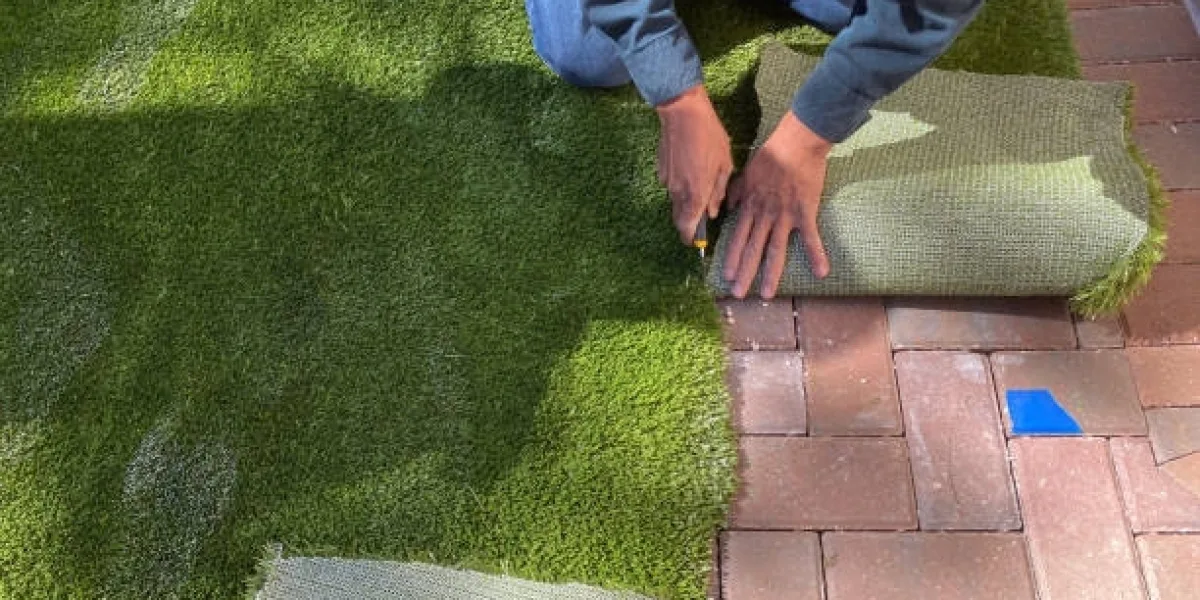 Artificial Grass Installation in Dallas TX: Cost Guide and Maintenance Tips