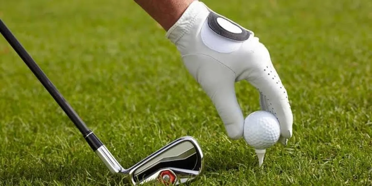 Understanding Women Golf Clothes for South African Courses