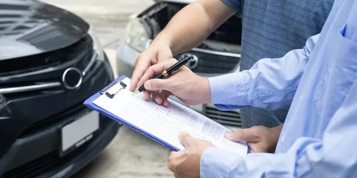 Understanding the Role of a Traffic Accident Lawyer in Singapore